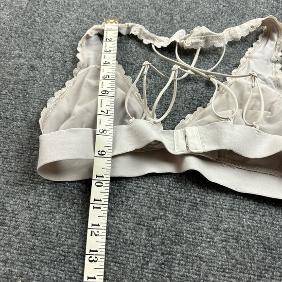 PINK Women’s White lace Strappy back Bralette size: medium - Picture 5 of 5
